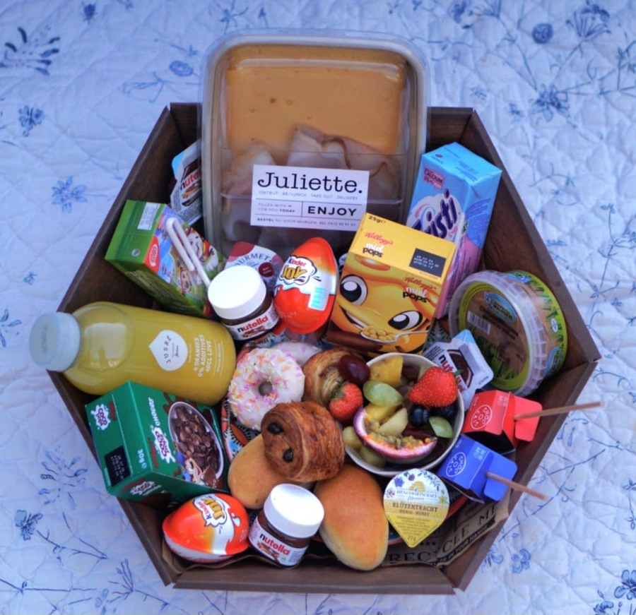 Kids Box by Juliette.